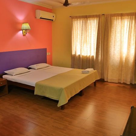 Hotel Srinivas Коччи Экстерьер фото