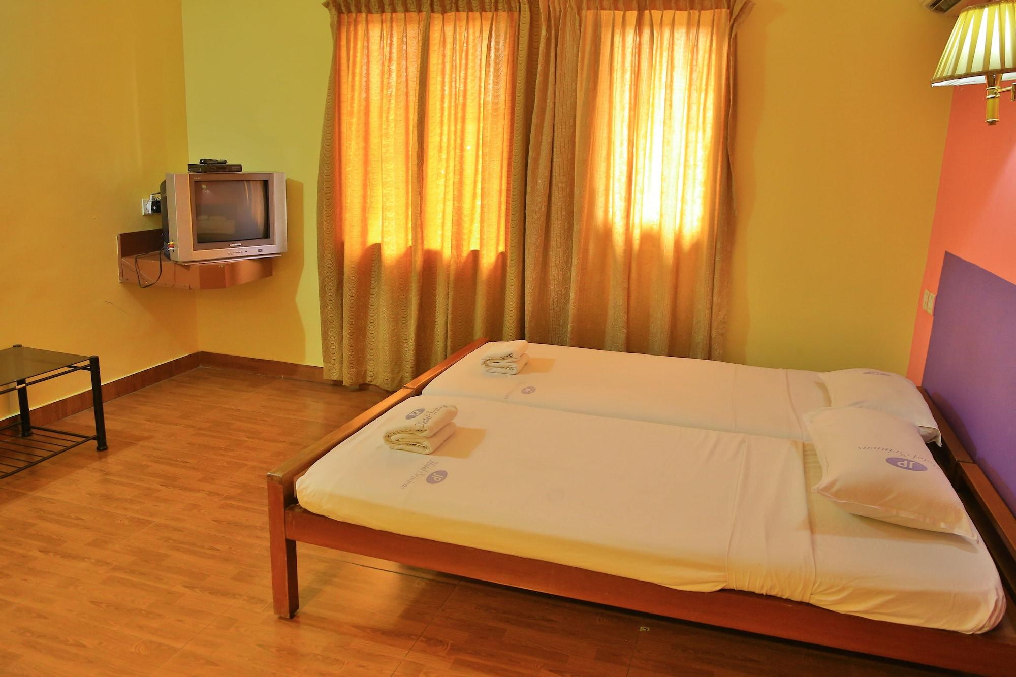 Hotel Srinivas Коччи Экстерьер фото