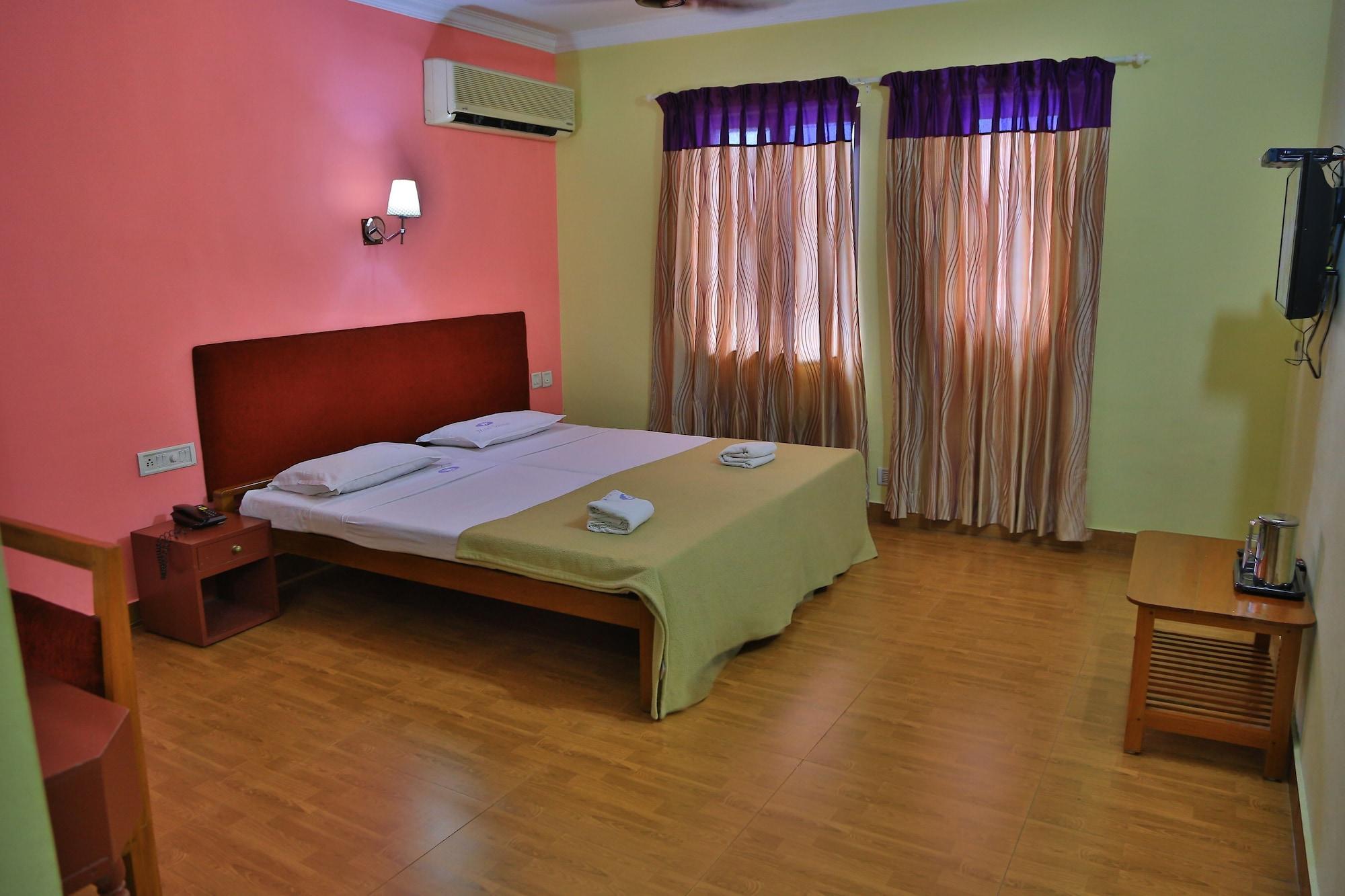 Hotel Srinivas Коччи Экстерьер фото
