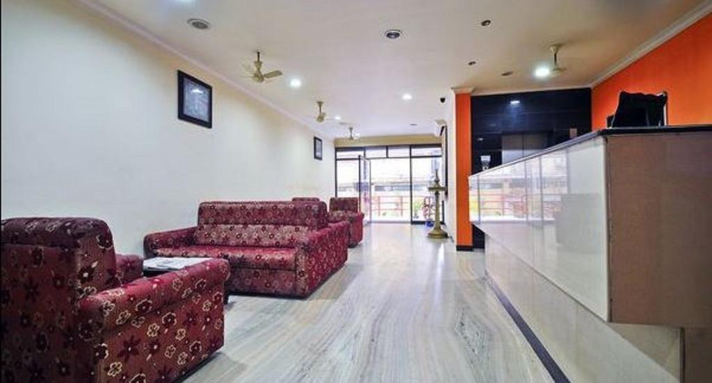 Hotel Srinivas Коччи Экстерьер фото